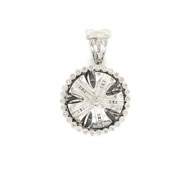 14ct White Gold Unique Diamond Spinner Pendant - 23g