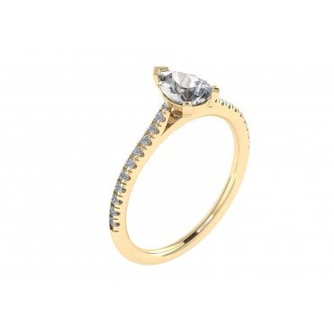 18ct Yellow Gold Pear Cut Lab Diamond Solitaire Ring With Diamond Set Shoulders