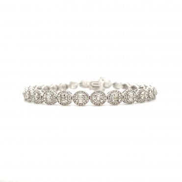 9ct White Gold 3.05ct Diamond Oval Cluster Bracelet - 7