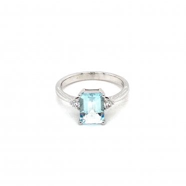 9ct White Gold Aquamarine & Diamond Trilogy Ring